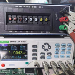 ET4410 Testeur LCR numérique de table 100 Hz ~ 100 K, inductance, capacité, résistance, multimètre, précision fiable 