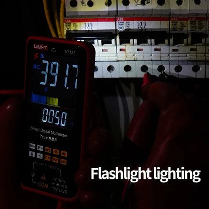 Multimètre numérique intelligent UNI-T UT122 avec écran couleur, sélection automatique de plage, détection NCV, mesure de température et de fréquence, sécurité CAT III 600 V