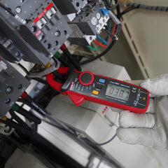 Pinza amperimétrica digital UNI-T UT202+, 400 A CA, RMS real, CAT III 300 V, NCV, temperatura, capacitancia de 4 mF, LCD retroiluminado