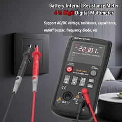 Multímetro de 4 ½ dígitos con medidor de impedancia de batería y medición de cuatro líneas reales. Mide voltaje, diodos, resistencia interna, capacitancia y componentes electrónicos. 